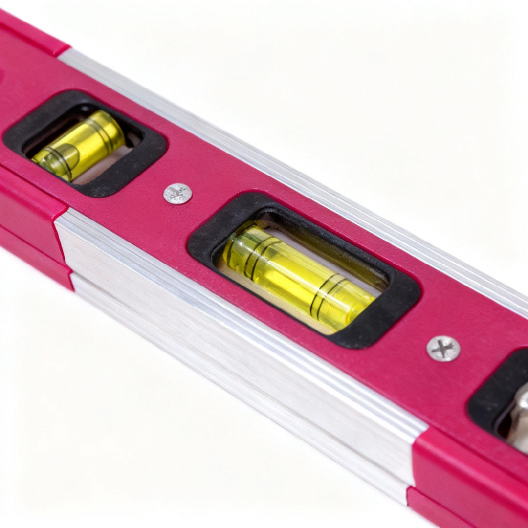 Pink Level – DIY Tool for Perfectly Straight Projects