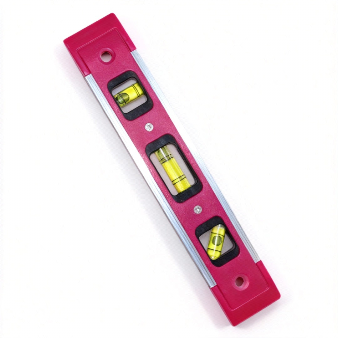 Pink Level – DIY Tool for Perfectly Straight Projects